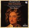 last ned album Arcangelo Corelli, Simon Standage, Micaela Comberti, Anthony Pleeth, Nigel North, Trevor Pinnock - Trio Sonatas