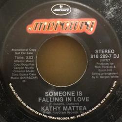 Download Kathy Mattea - Someone Is Falling In Love