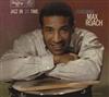 ouvir online Max Roach - Jazz In 34 Time