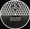 ouvir online Martin Books - Hot Pan